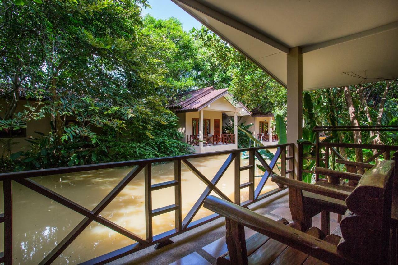 Kata Country House Phuket Bagian luar foto